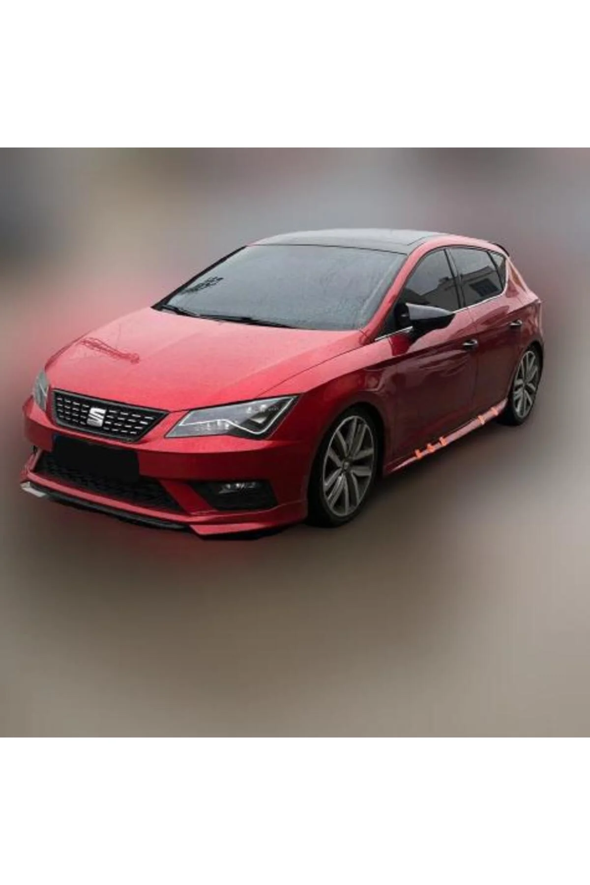 SEAT LEON 2018- ASTARLI STY YAN MARŞPİYEL SEAT LEON 2018- ASTARLI STY YAN MARŞPİYEL