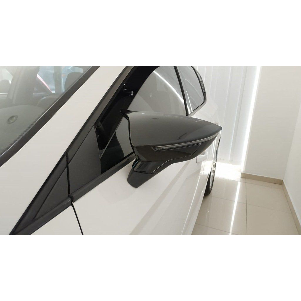 Seat Leon Uyumlu Mk3 (2017-2020) Batman Yarasa Ayna Kapağı (Piano