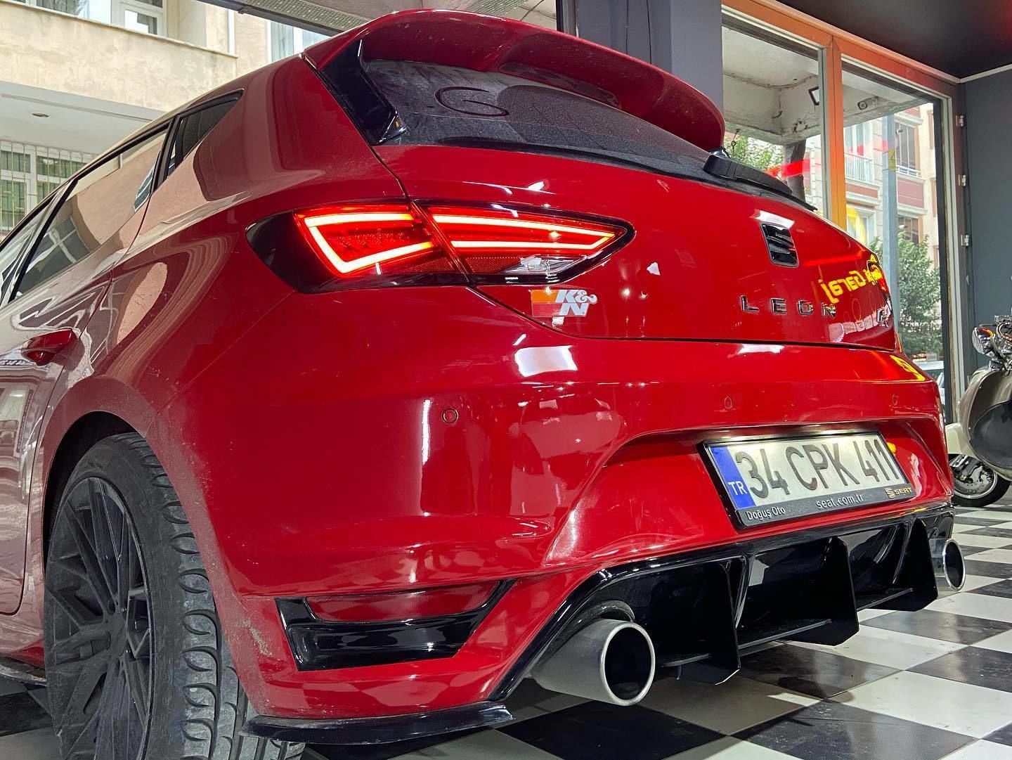 Seat Leon Uyumlu Mk3 Aero Tampon Orta Flapları (Plastik) Boyalı P