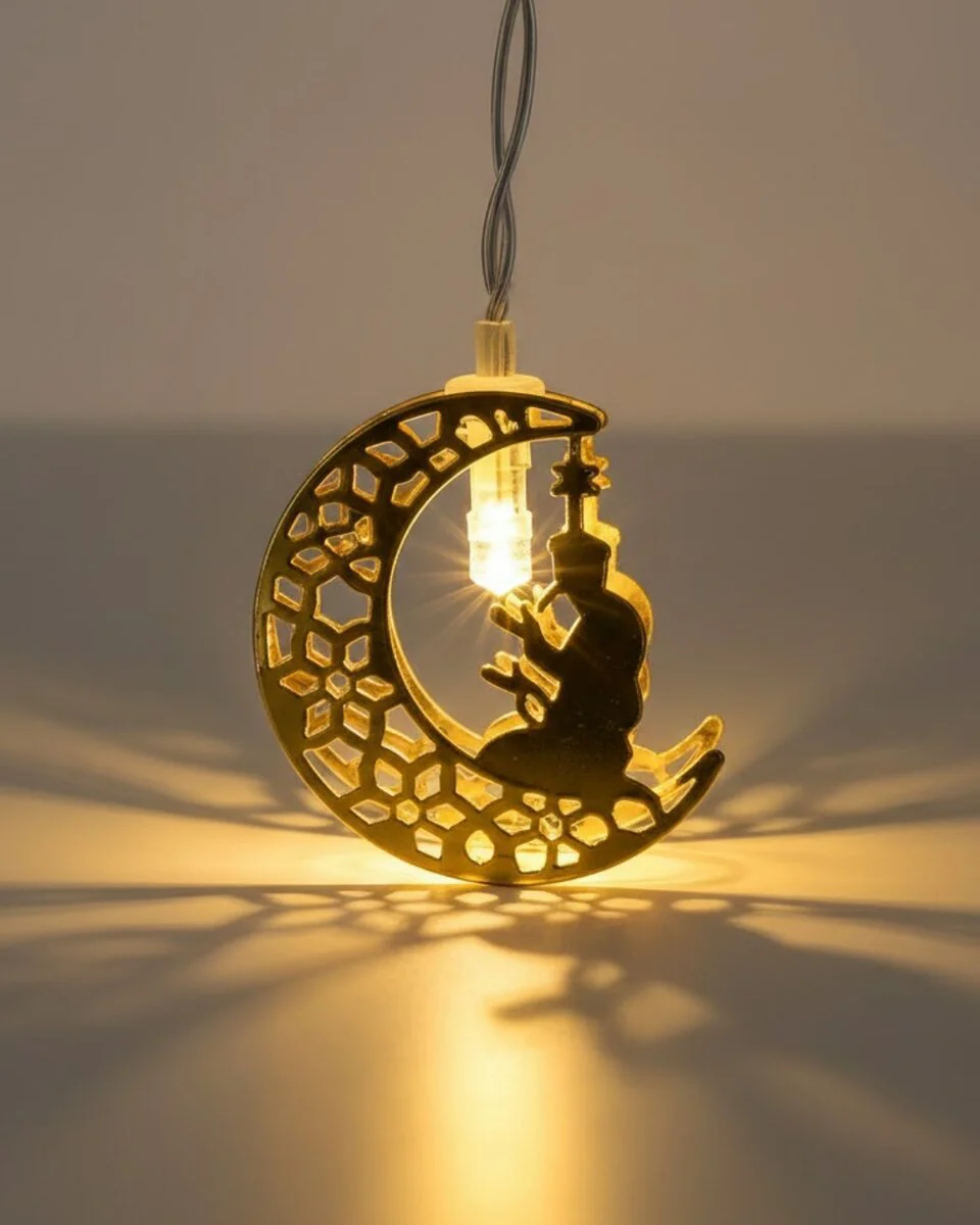 Secde Eden Adam Figürlü Ay Tasarımlı Ramazan LED Işık
