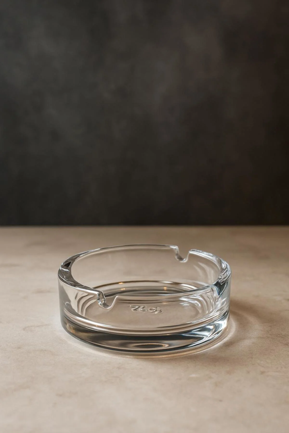Şeffaf Cam Yuvarlak Küllük 10cm - Modern ve Şık Tasarım
