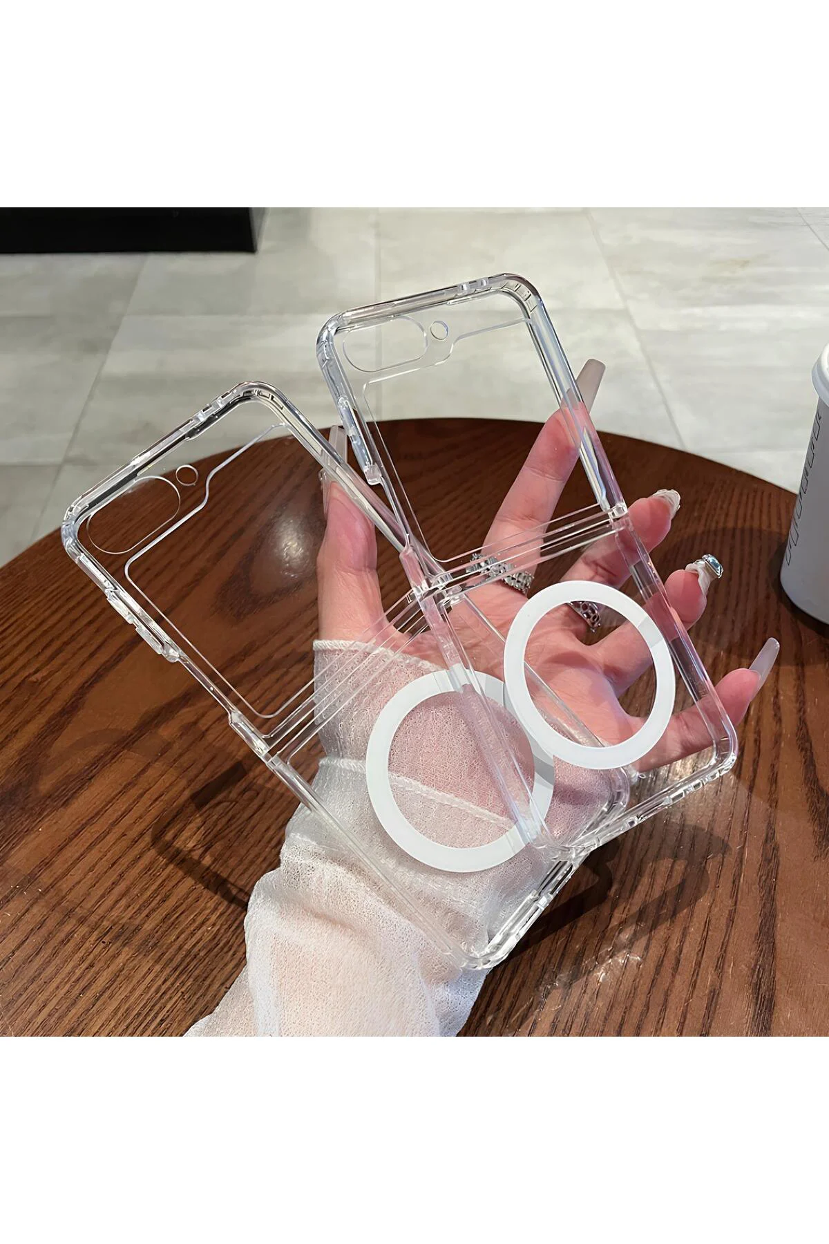 Şeffaf Mika Sararmaz Sert Magsafe Kılıf Galaxy Z Flip 4