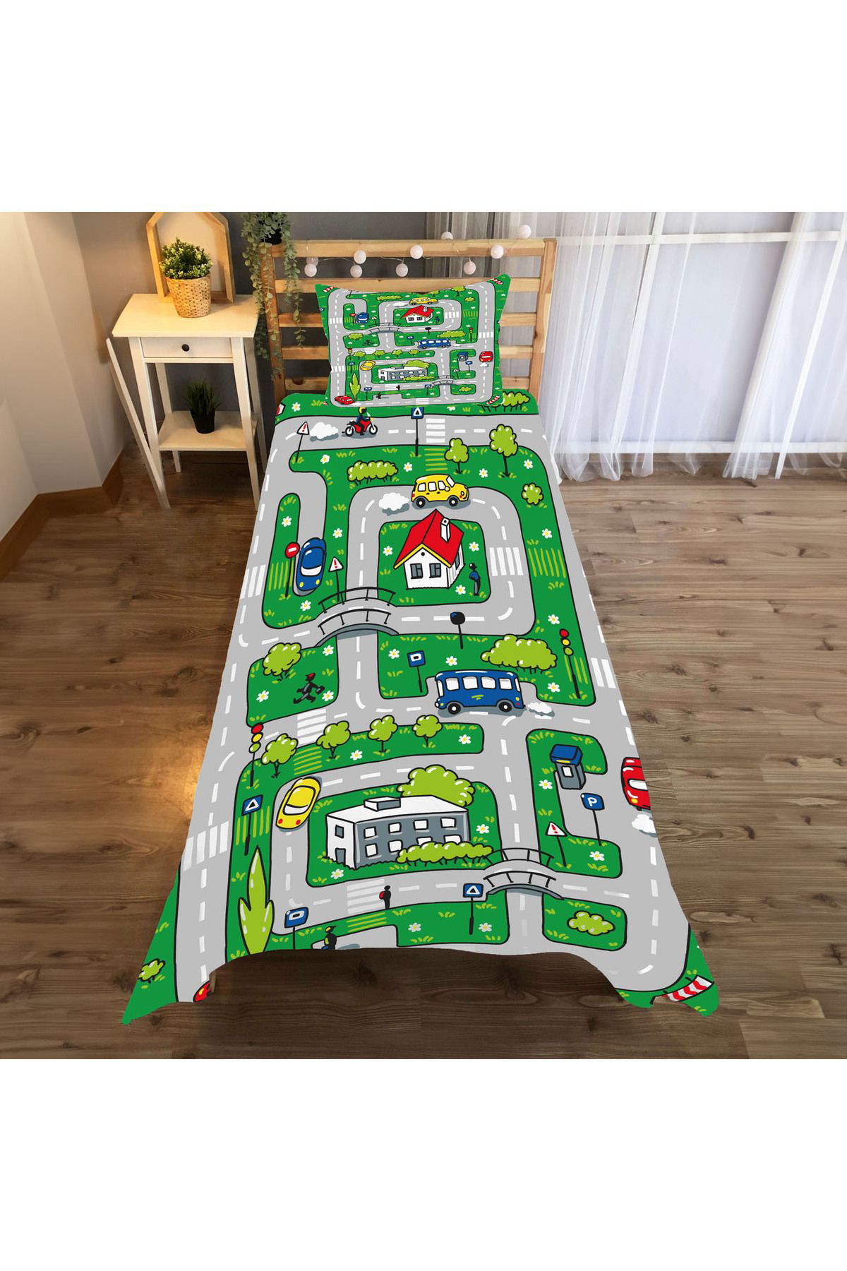 Evan Home Şehir Ve Yol Desenli Çocuk Odası Takım Perde (İki Kanat),Yatak Örtüsü,Yastık,Kırlent ,Halı,