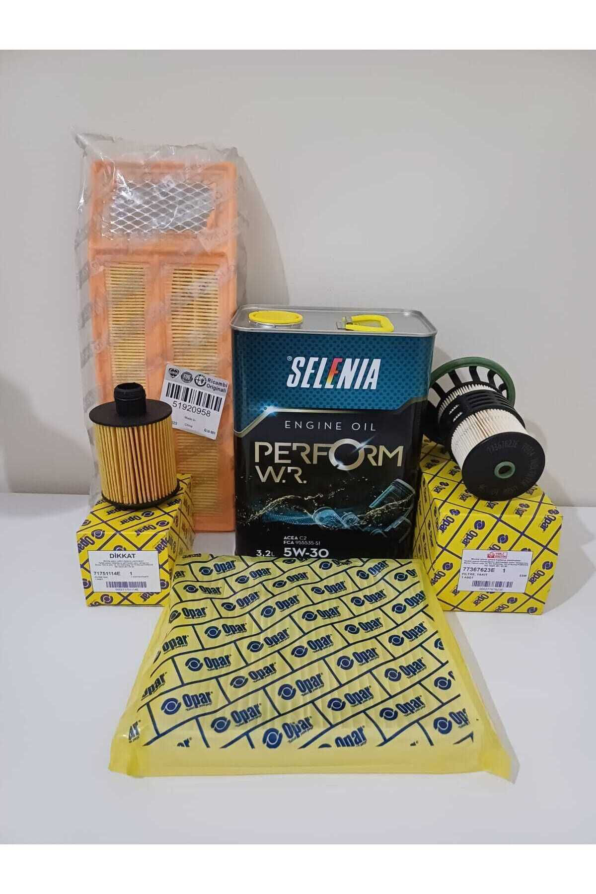 Opar Selenia 5W30 3.2Lt Motor Yaği Ve Fiat Egea 1.3 Dizel Euro-5 Bakim
