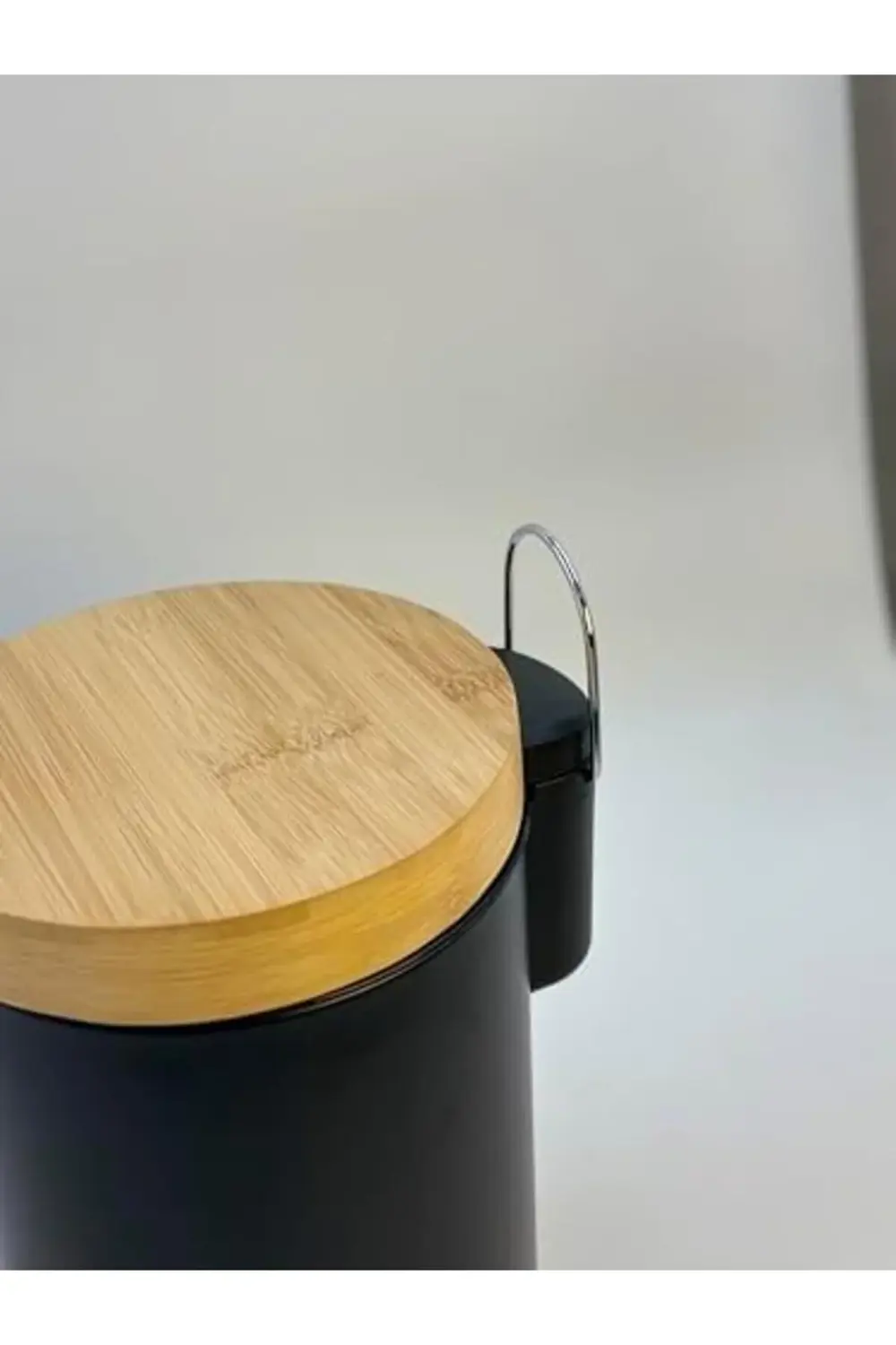 sellbuyst Home Bambu Kapaklı Metal Çöp Kovası – Hidrolik Sistemli