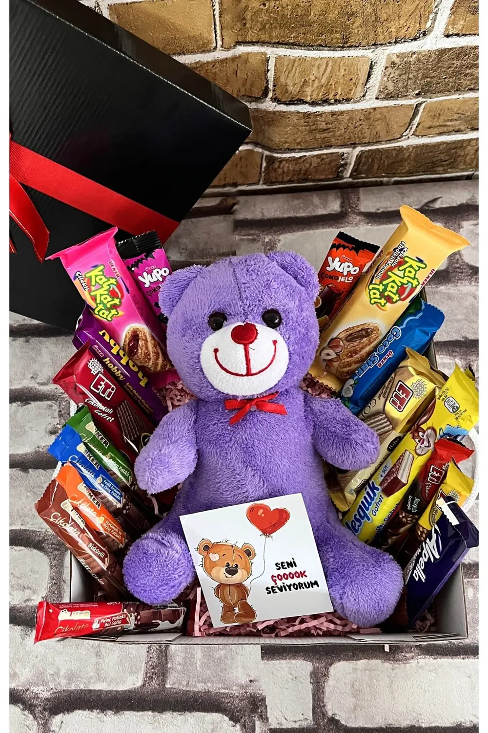 Seni Seviyorum Temalı Mor Ayıcıklı Ve Bol Çikolatalı Hediye Kutus