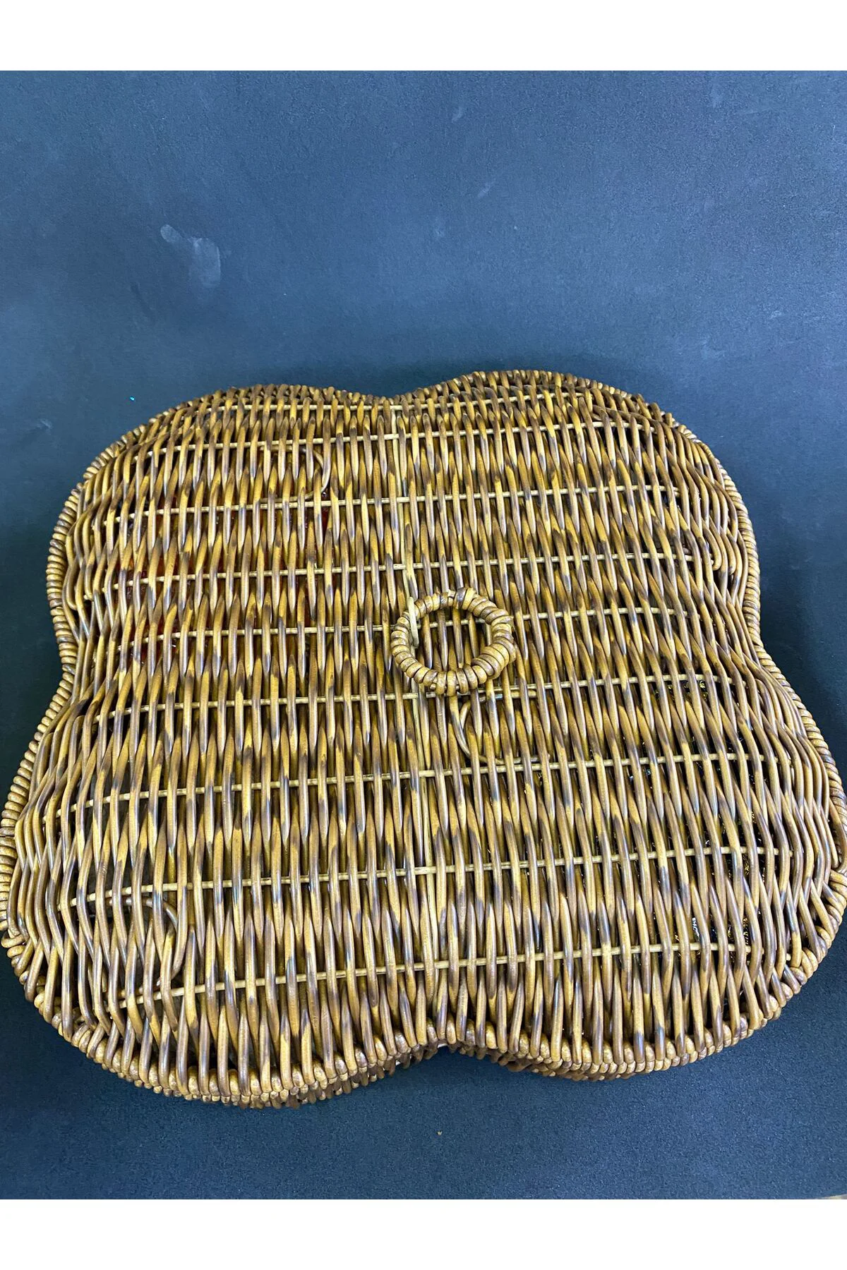 Sentetik Rattan Kapaklı Bölmeli 4’Lü Çerezlik Meyvelik 30*30*8,5 Sentetik Rattan Kapaklı Bölmeli 4’Lü Çerezlik Meyvelik 30*30*8,5 - Görsel 4