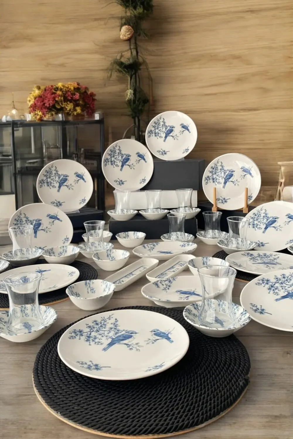 Serenat 46 Parça 12 Kişilik Porselen Kahvaltı Takımı