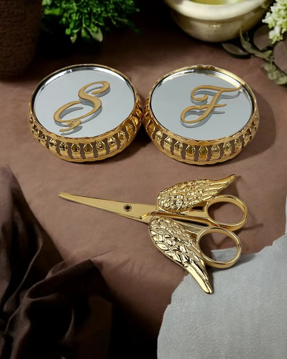 Sereno Gold Aynalı Yükselti ve Söz Makası Seti Sereno Gold Aynalı Yükselti ve Söz Makası Seti