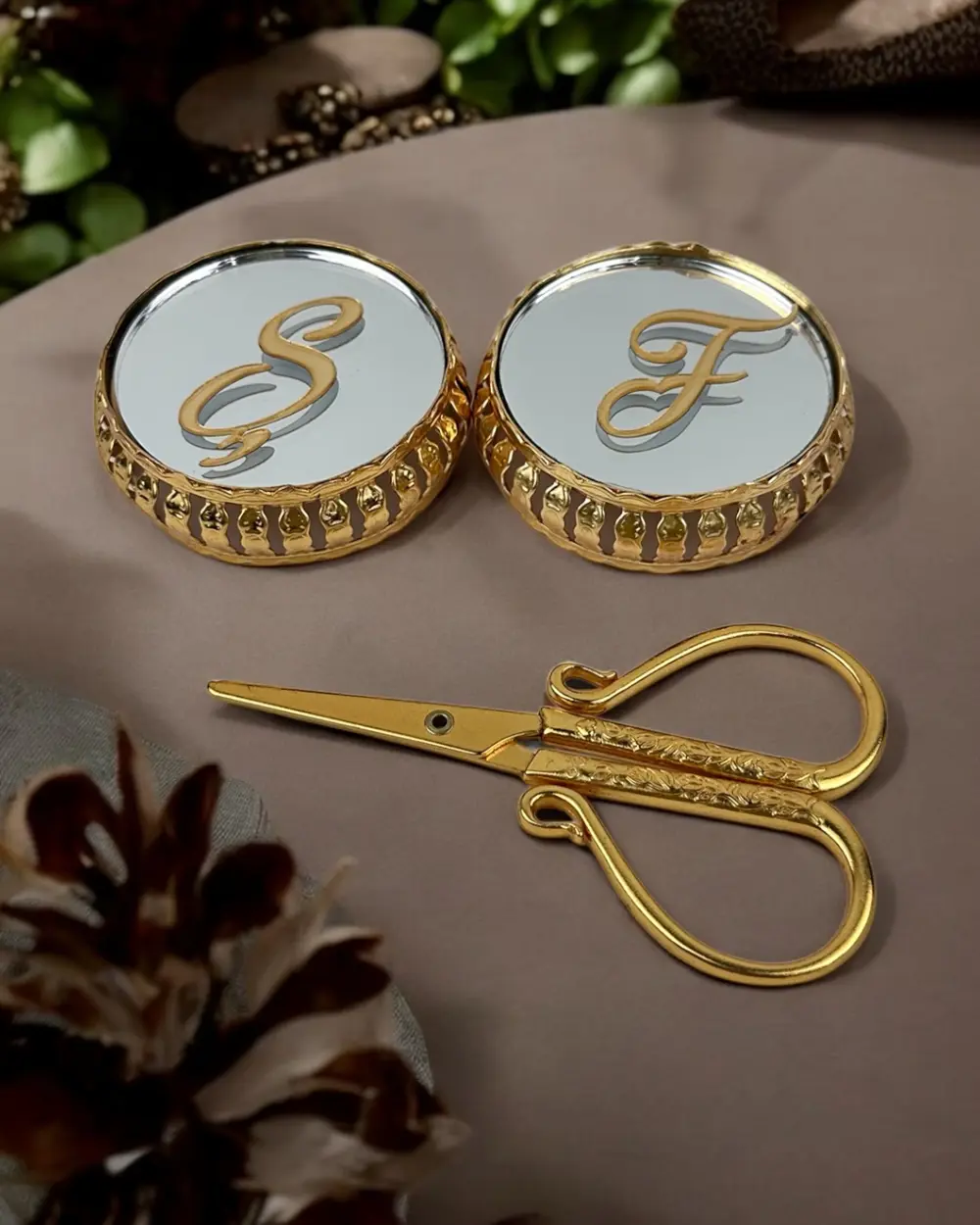 Sereno Gold Aynalı Yükselti ve Söz Makası Seti Sereno Gold Aynalı Yükselti ve Söz Makası Seti