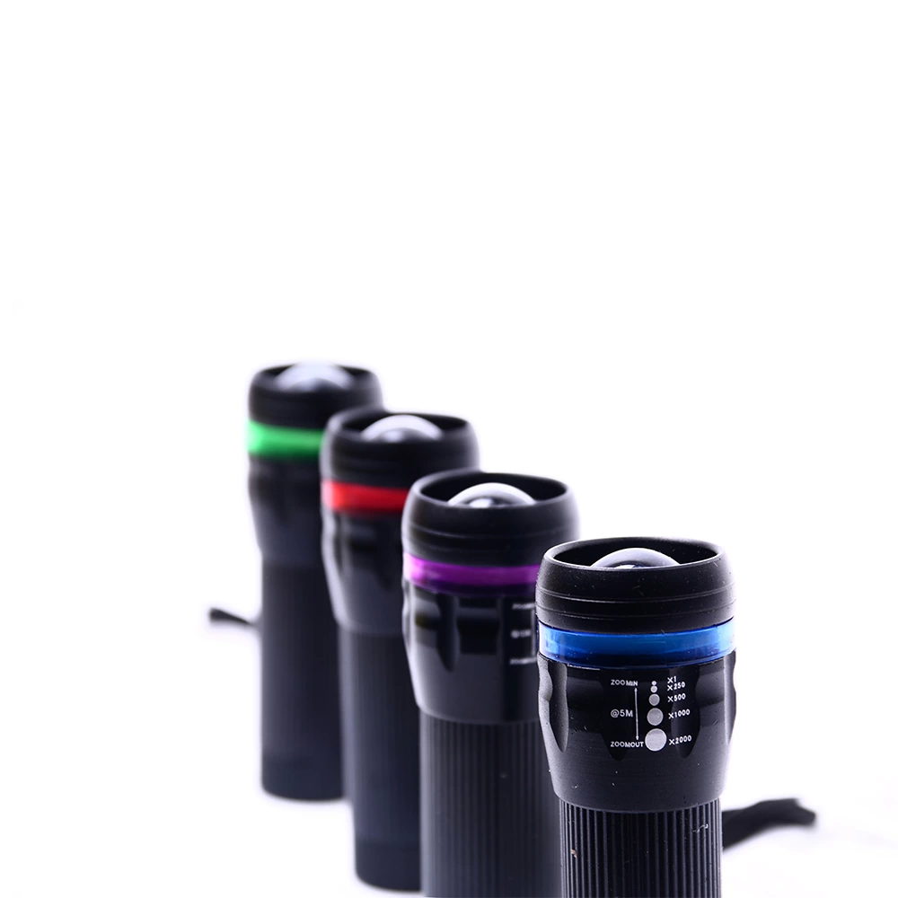 Şeritli Zoom Odaklı El Feneri Bigem Bm-310 Şeritli Zoom Odaklı El Feneri Bigem Bm-310
