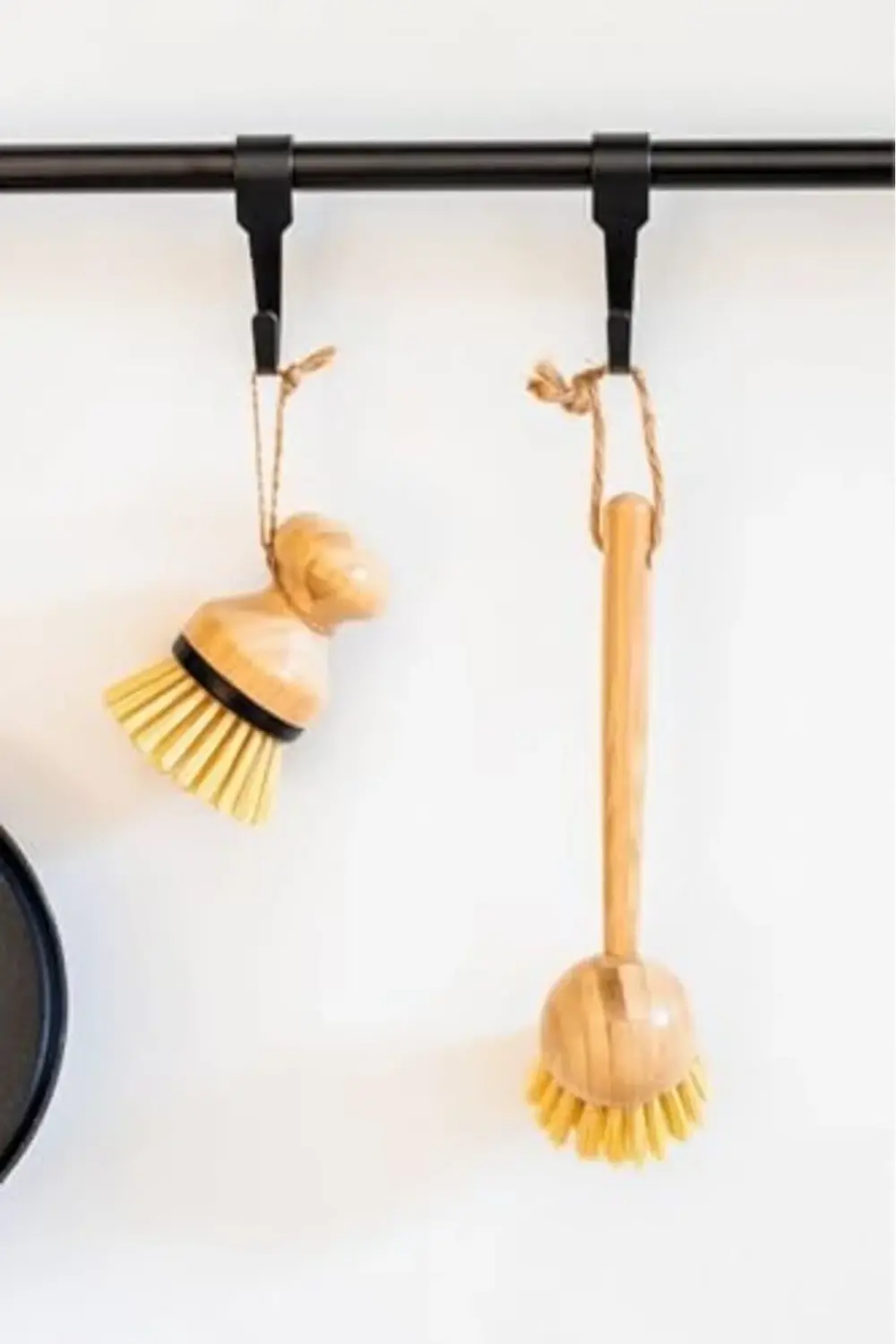 Sert Kıllı Bambu Saplı Ahşap Mutfak Temizlik Fırçası 21 Cm 117822