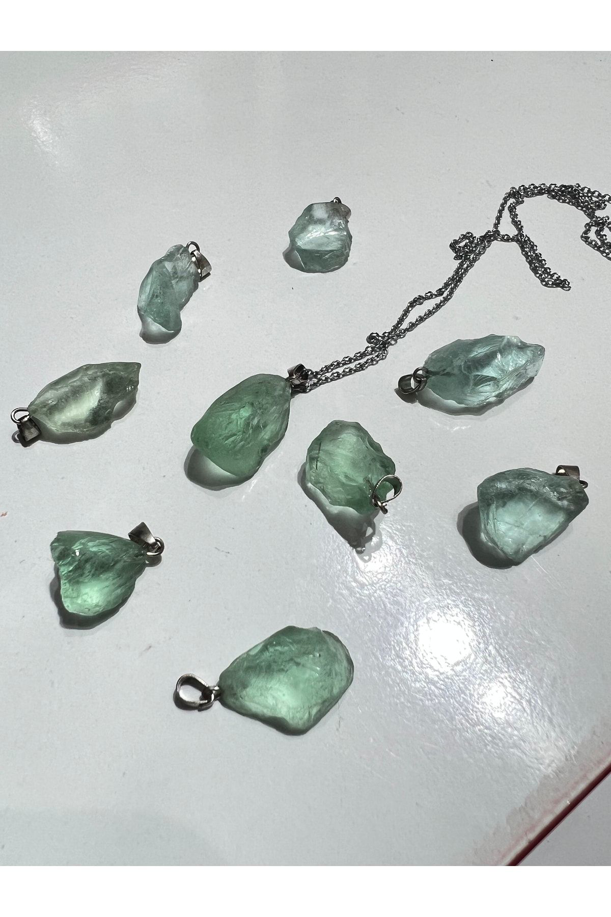 Sertifikalı Işlenmemiş Doğal Taş Yeşil Obsidyen Kolye