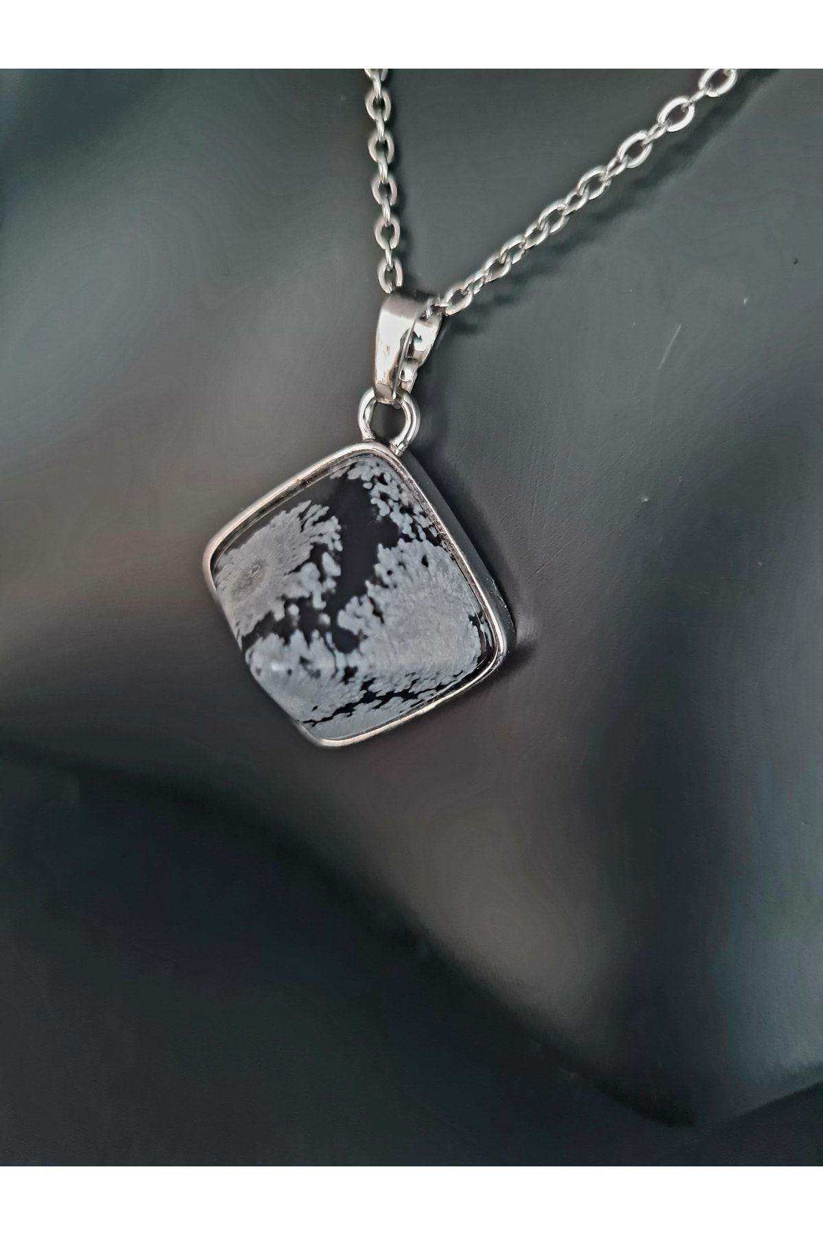 Sertifikalı Obsidyen Doğal Taş Kolye Piramit Özel Kesim Aaa Kalit
