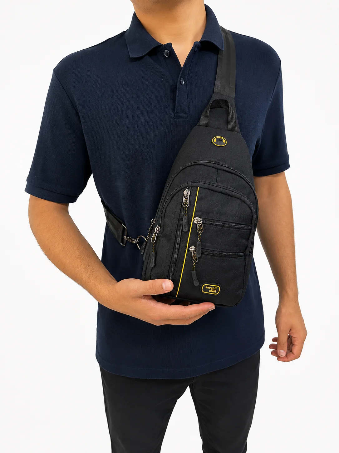 SEVENTEEN Unisex Orta Boy Çok Gözlü Çapraz Askılı Body Bag