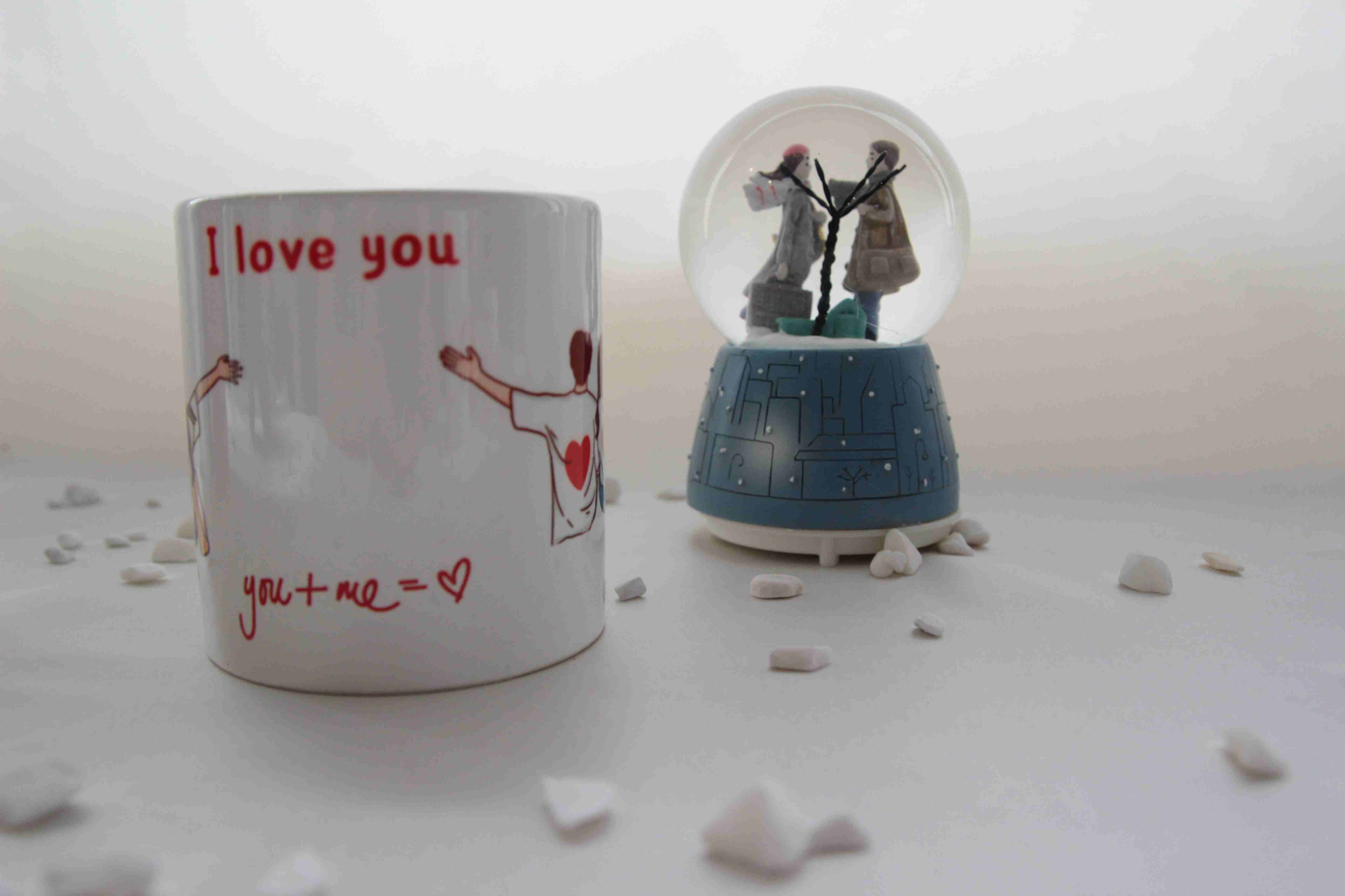 Home Sevgili Aşıklar Temalı Kar Küresi Ve You Me Temalı Kupa Bardak Sevgiliye Hediye