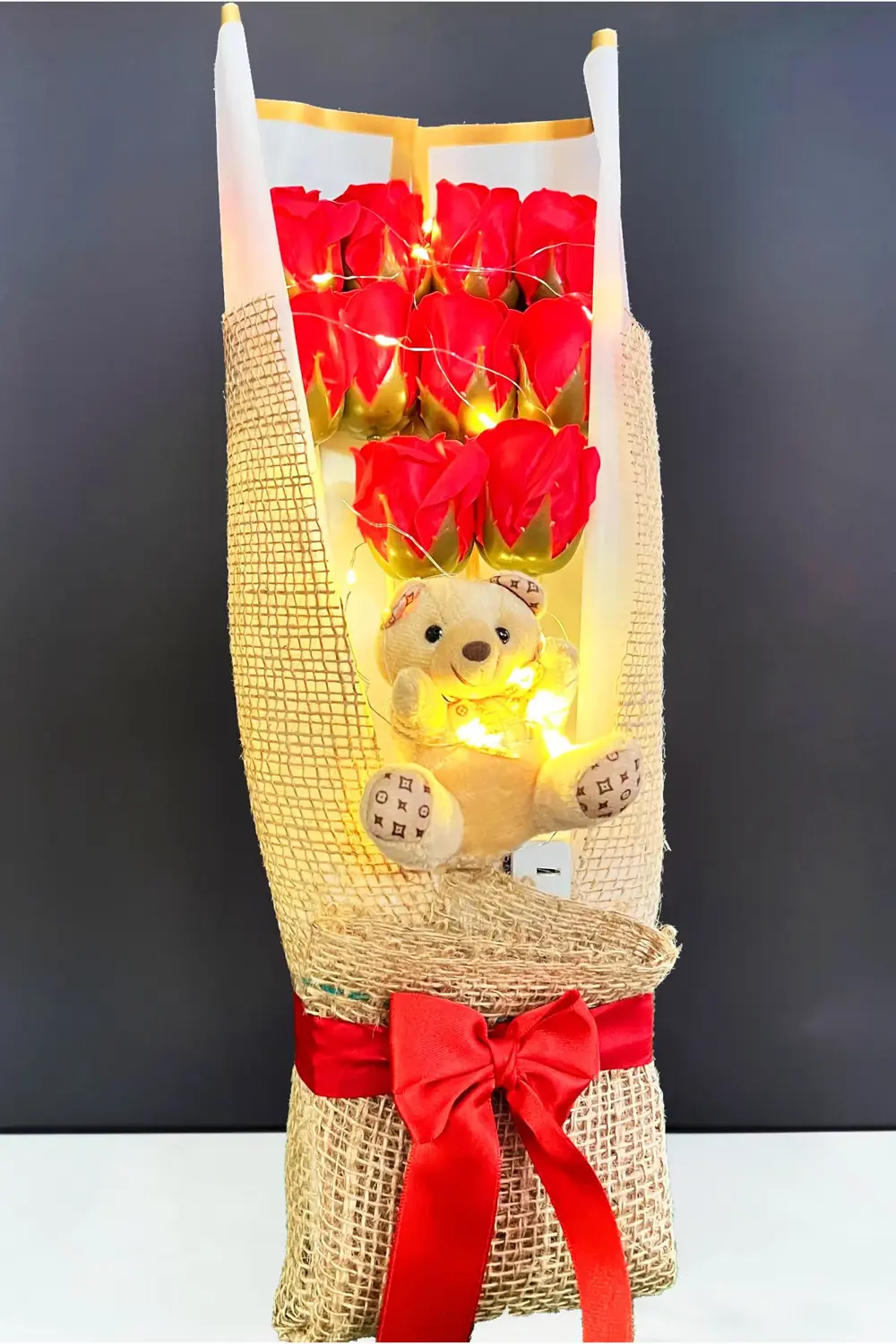 Sevgiliye Cicek Ayıcıklı Işıklı Kırmızı Gül Buketi Işıklı Çiçek S