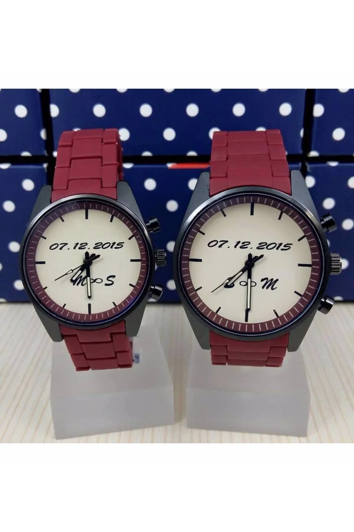 Sevgiliye Doğum Günü Hediyesi Çift Saat Kombini İsim Baskılı Kişi