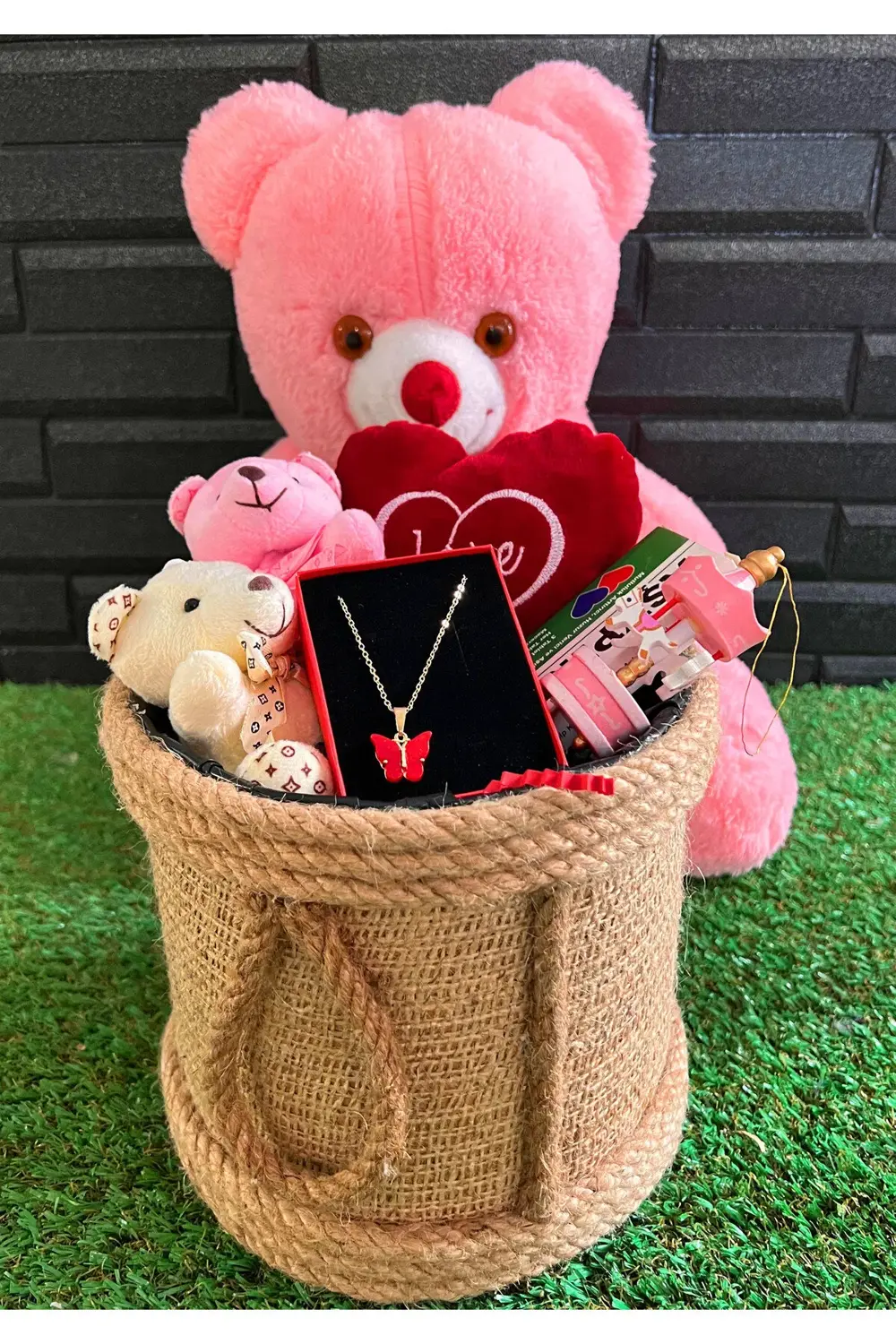 Sevgiliye Hediye 35cm Pembe Ayıcık ve Romantik Hediye Kutusu