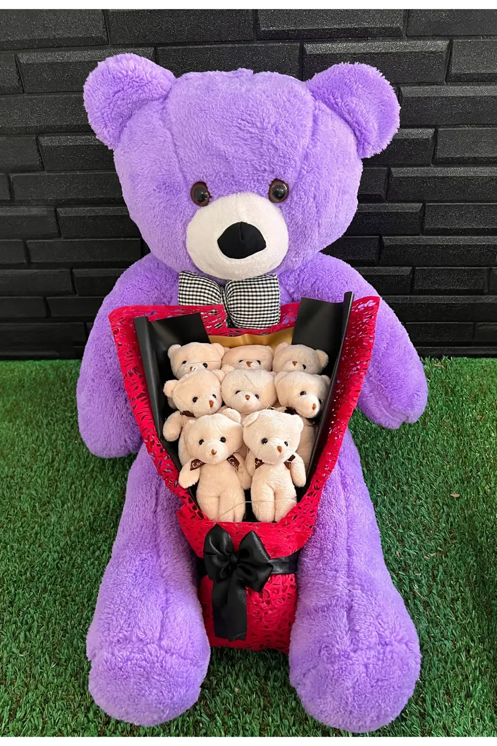 Sevgiliye Hediye 80cm Mor Ayıcık ve 8 Ayıcıklı Işıklı Ayıcık Buke