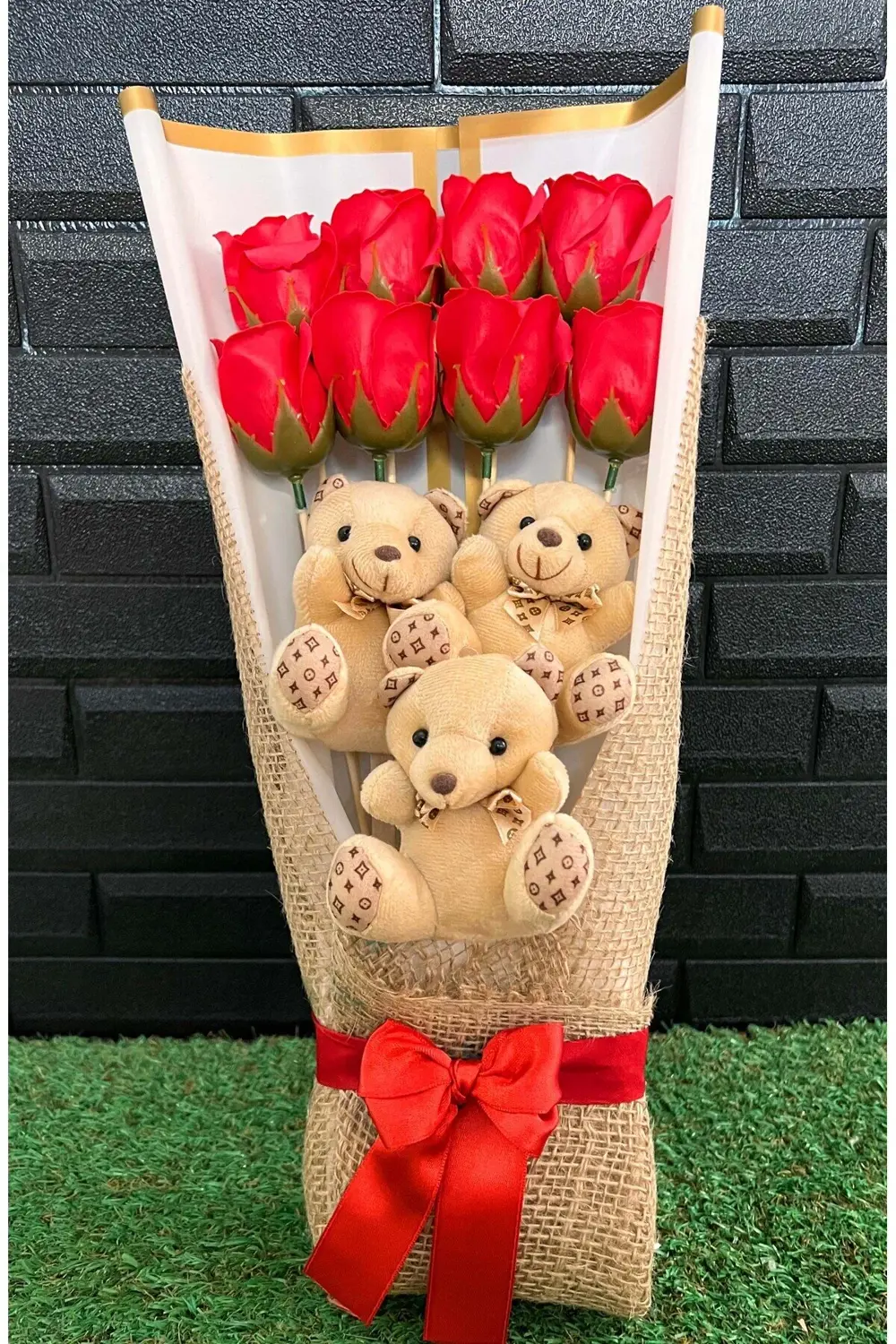 Sevgiliye Hediye Anneye Hediye Ablaya Hediye Ayıcıklı Güllü Buket