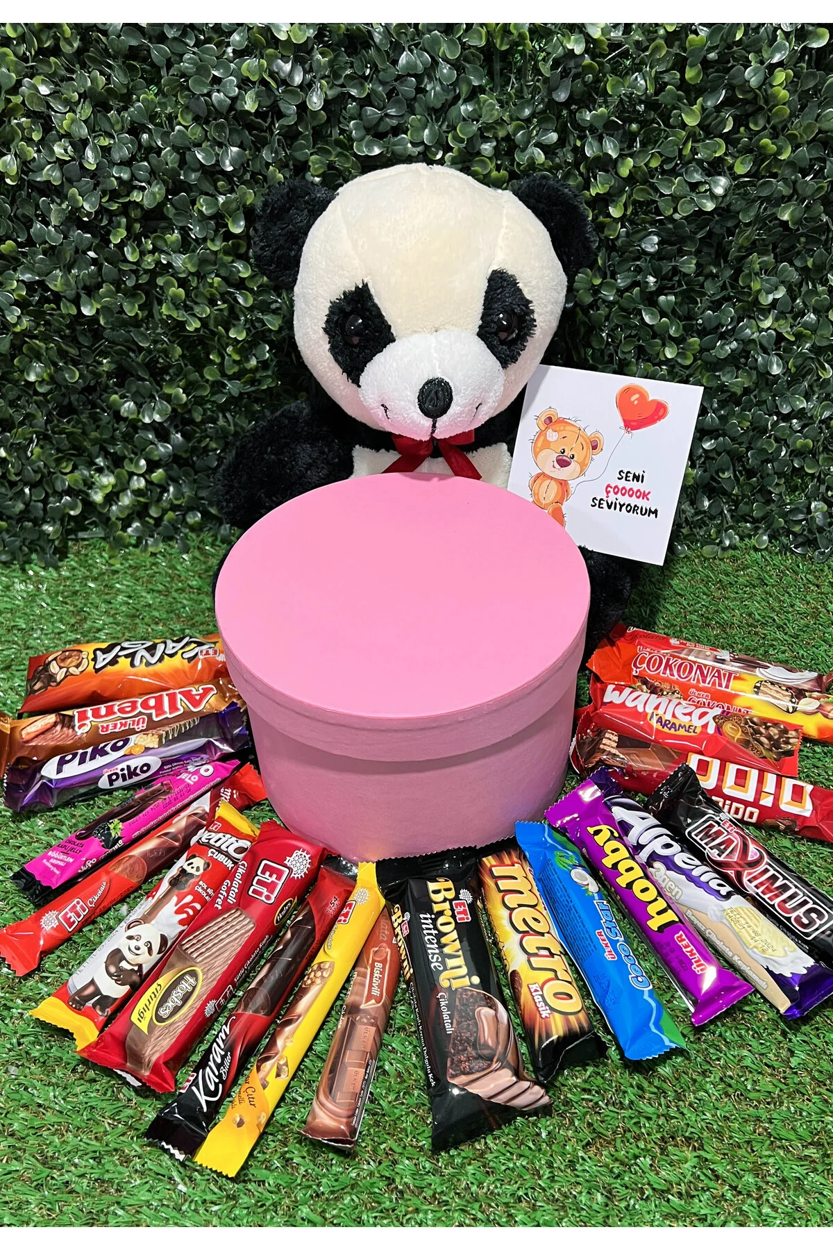 Sevgiliye Hediye Cikolata Dolu Kutu ve Panda Ayıcık - Çikolata Se
