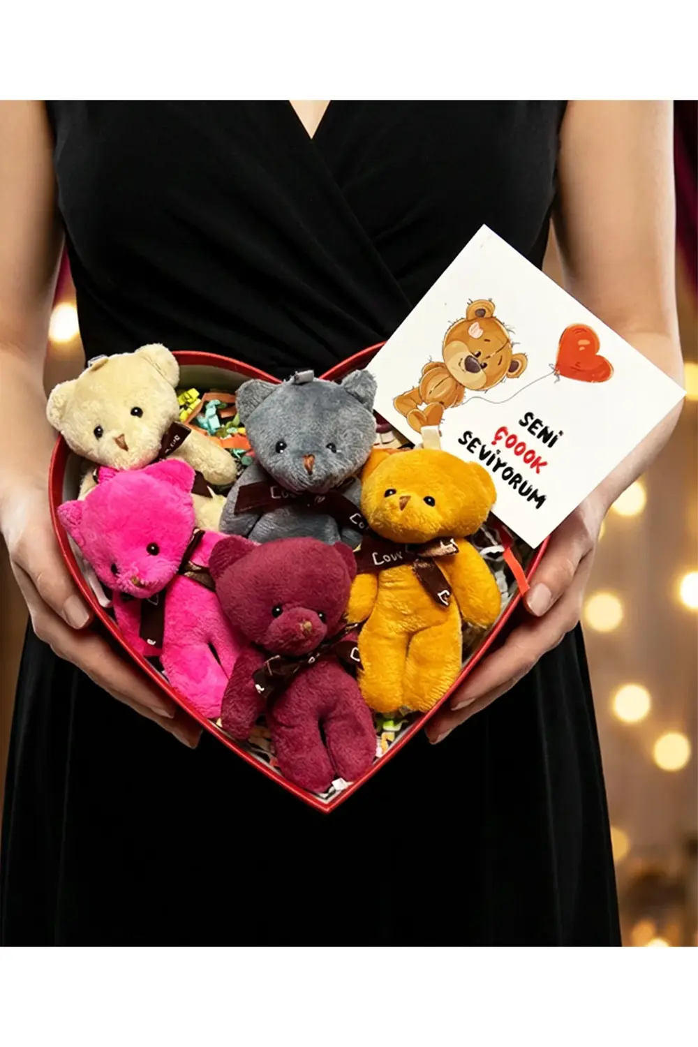 Sevgiliye Hediye Kalp Hediye Kutusunda Rengarenk Mini Ayıcıklar -