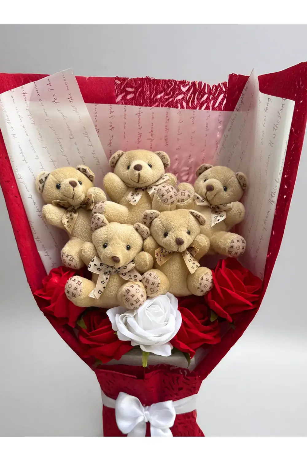 Sevgiliye Hediye Kırmızı Beyaz Güllü Ayıcık Buketi Dogum Gunu Hed
