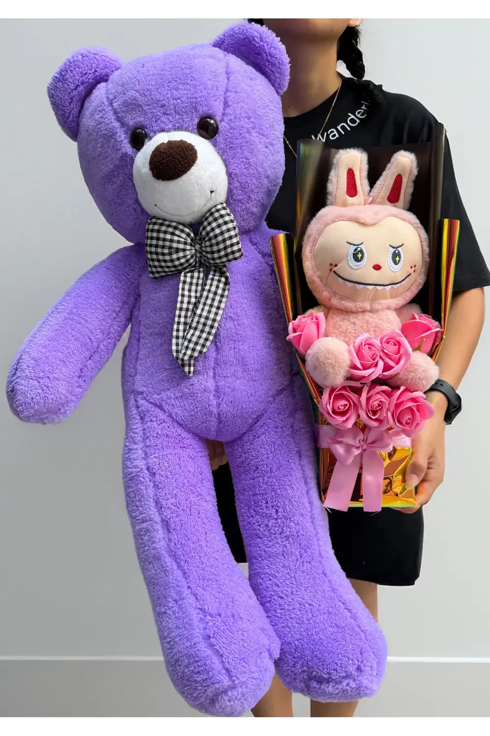 Sevgiliye Hediye - Labubu Peluş Oyuncaklı Pembe Güllü Buket ve 80