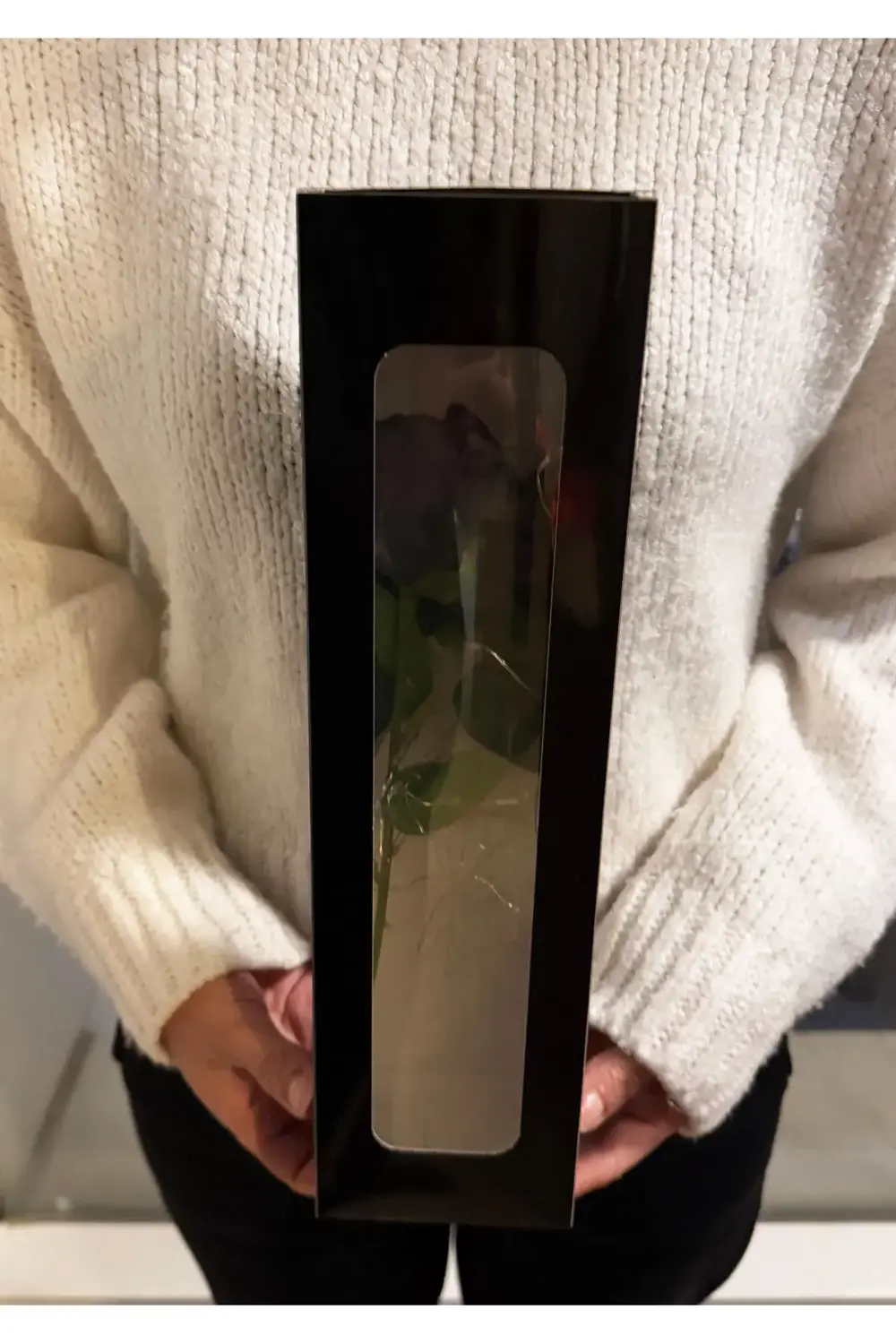 Sevgiliye Hediye Ledli Kutuda Siyah Kadife Gül Romantik Hediye Iş