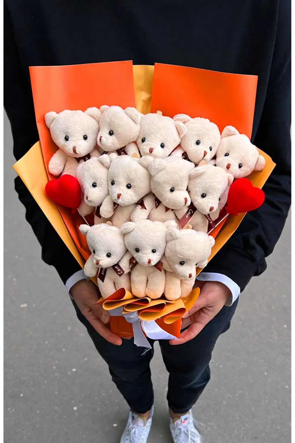 Sevgiliye Hediye Premium Ayıcık Buketi 12 Ayıcıklı ve Kalpli Sevg