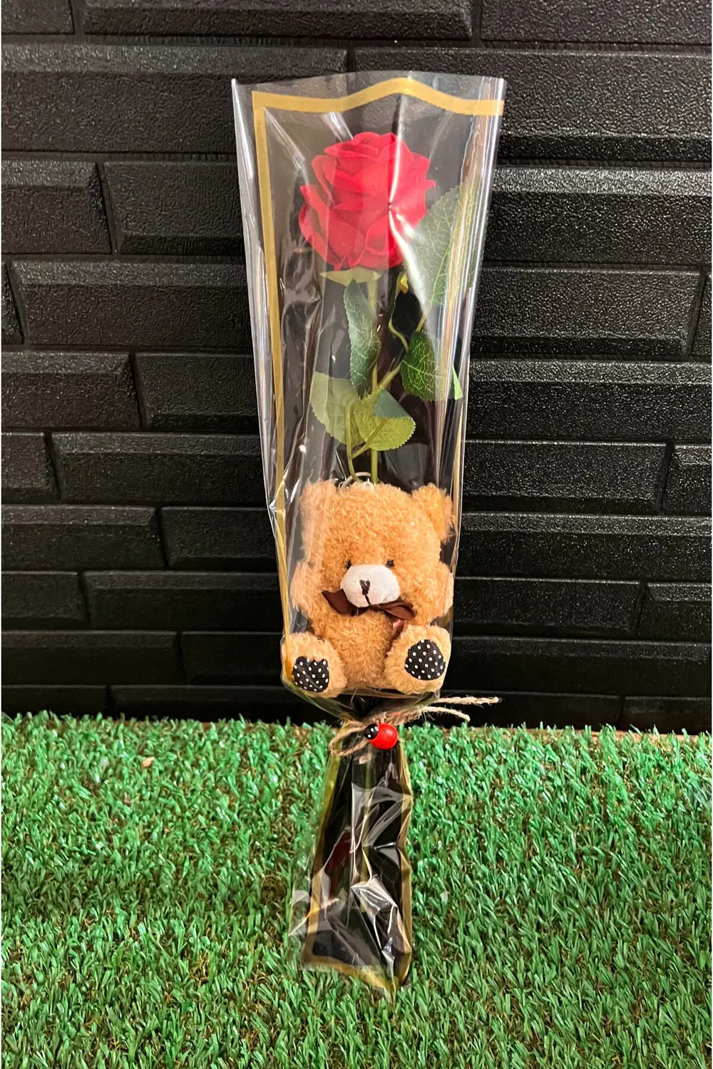 Sevgiliye Hediye Tekli Kadife Gül ve Tekli Ayıcık Buketi