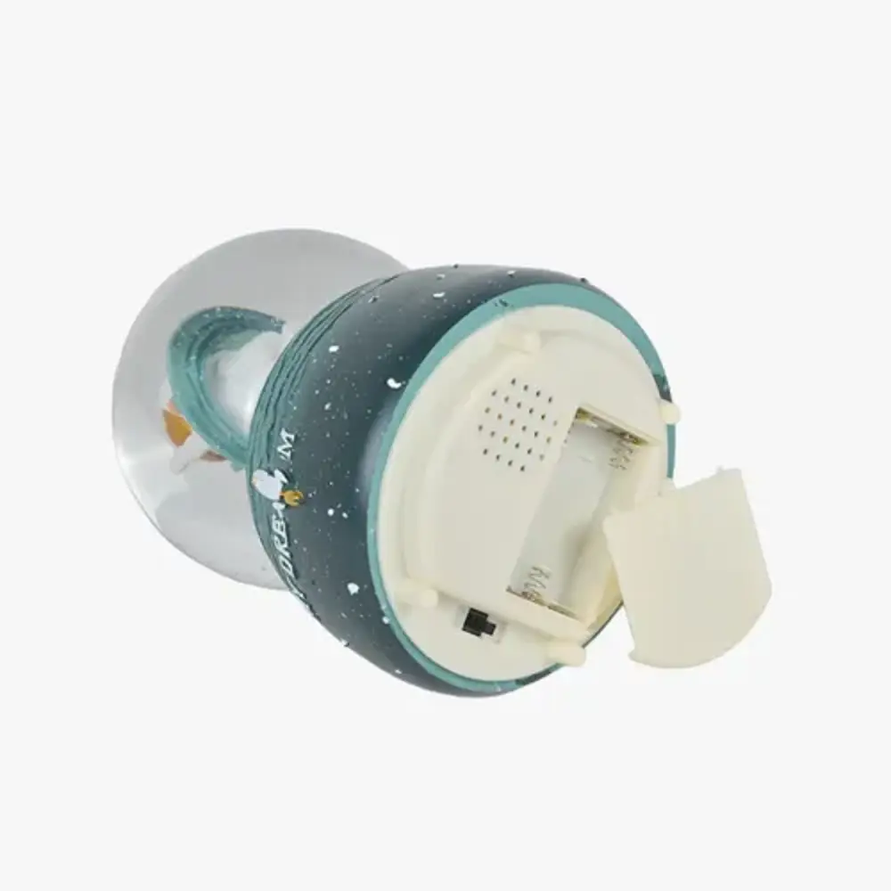 Sevimli Astronot Kar Küresi