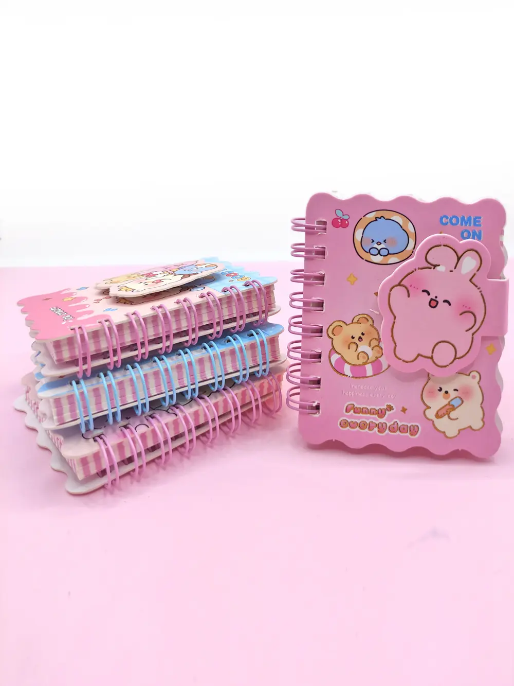 Sevimli Hayvanlar Cırtlı Cep Boy Mini Not Defteri (7x8 cm) - Pemb