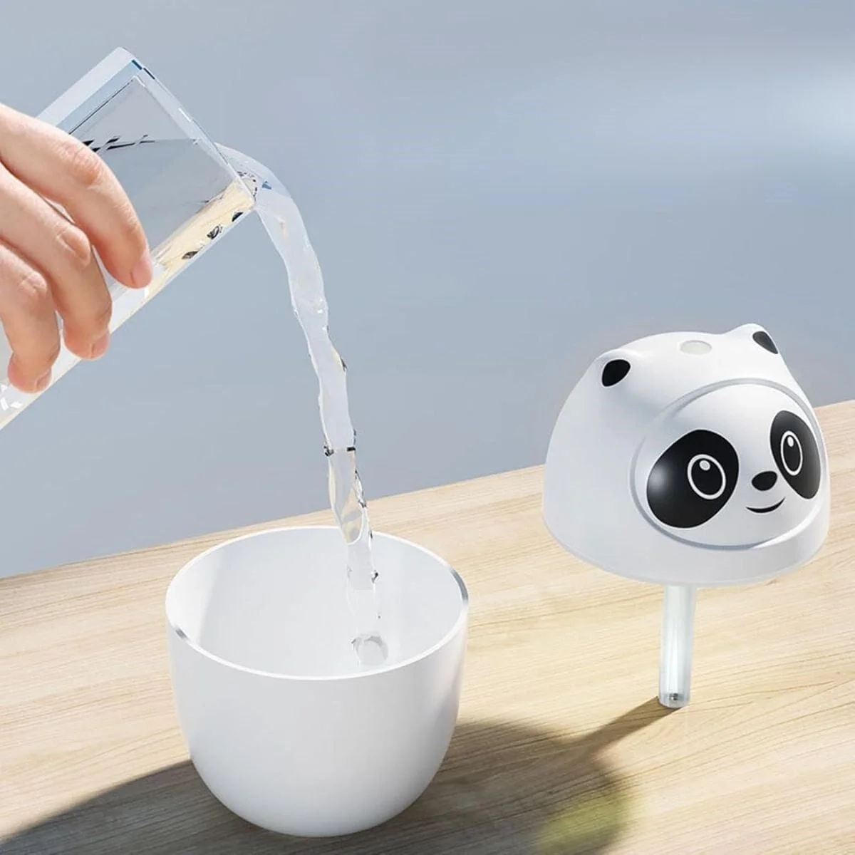 Sevimli Panda Figürlü Hava Nemlendirici – Ultrasonik Soğuk Buhar Makinesi, LED Işıklı Masaüstü Oda Nemlendirici Fiyatı, Yorumları ve Özellikleri