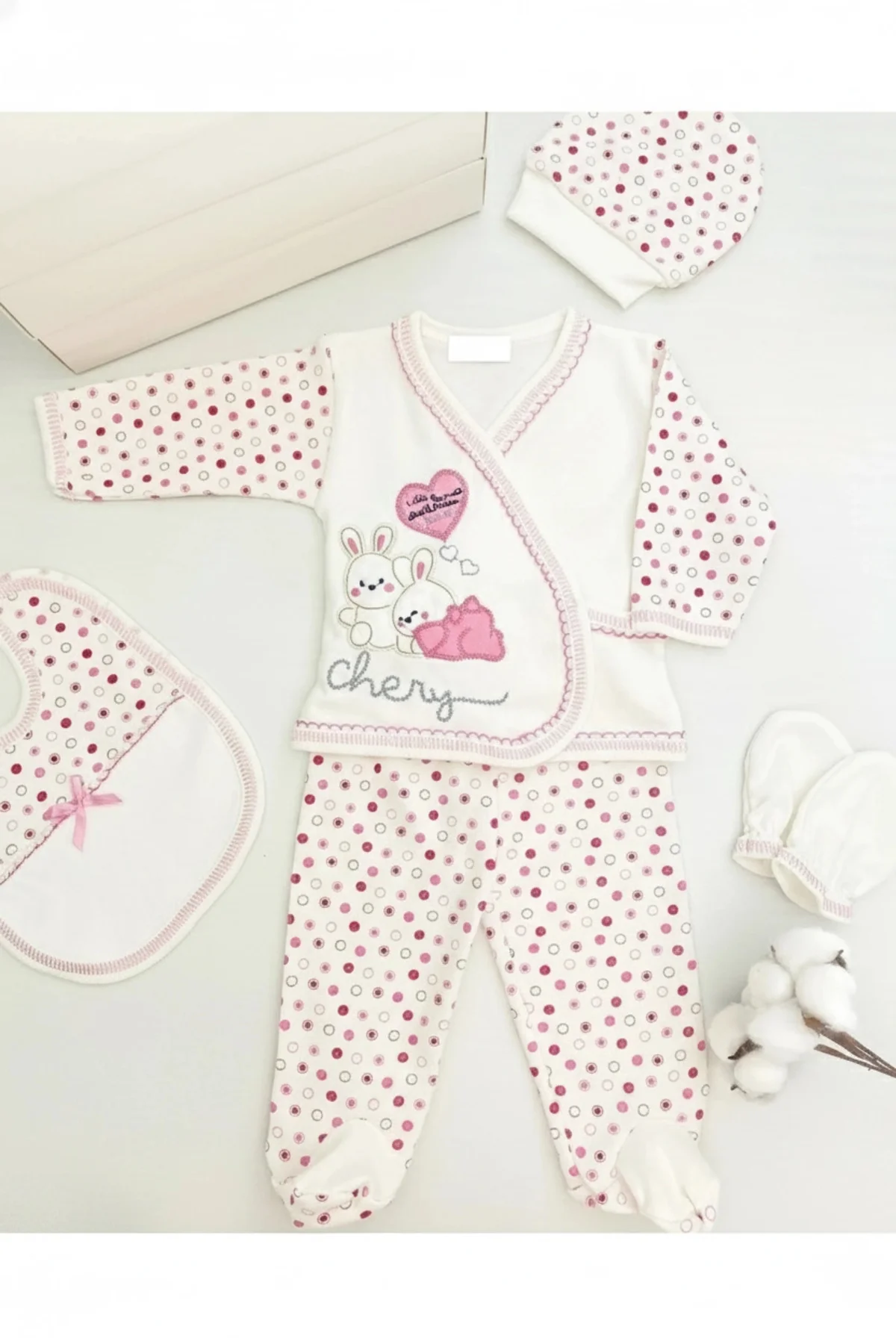 Sevimli Tavşan Figürlü Puantiyeli Bebek 5'li Hastane Çıkışı Seti 