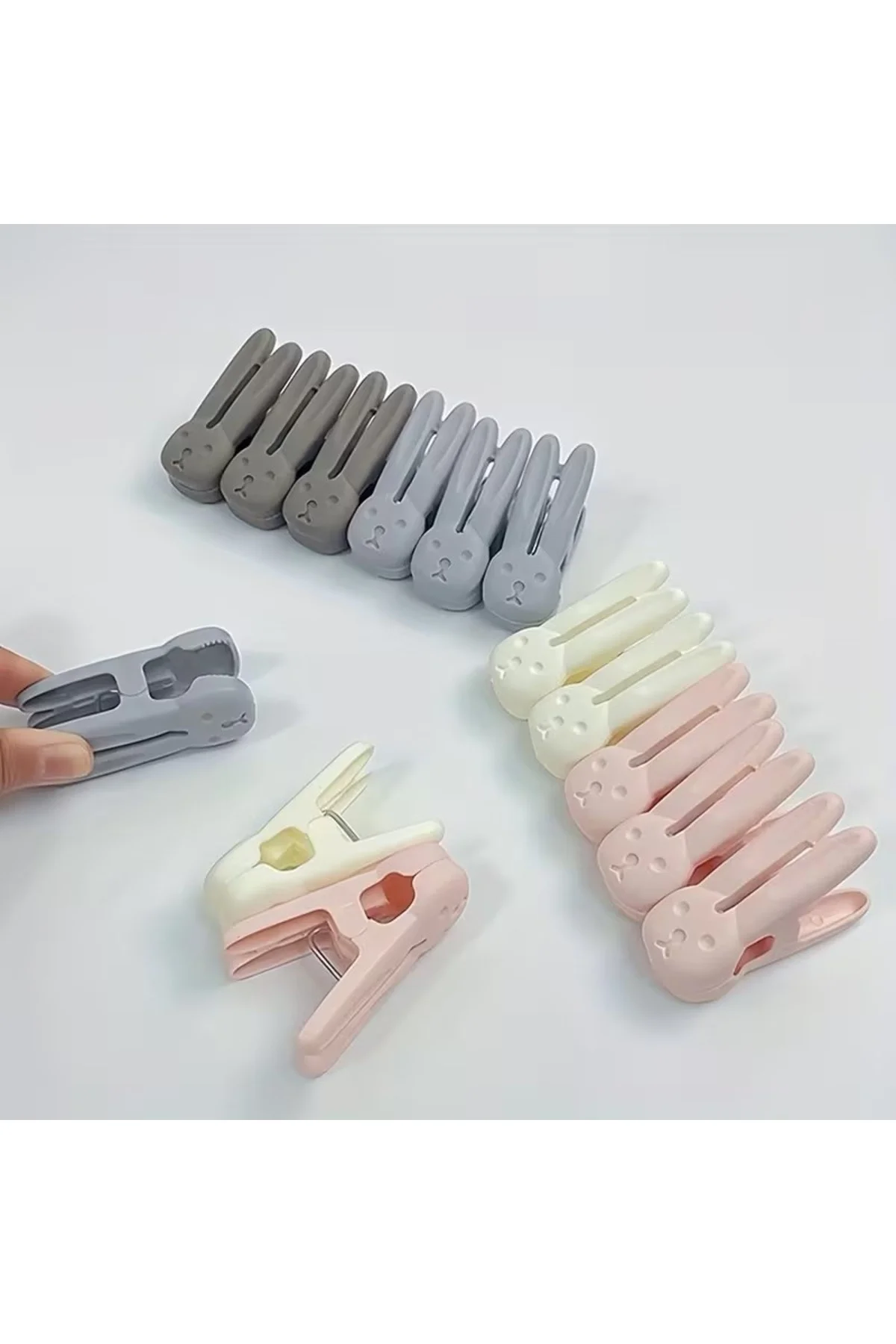 Sevimli Tavşan Figürlü Plastik Mandal Seti, Renkli ve Dekoratif Çamaşır Mandalı (12'li) Sevimli Tavşan Figürlü Plastik Mandal Seti, Renkli ve Dekoratif Çamaşır Mandalı (12'li) - Görsel 6