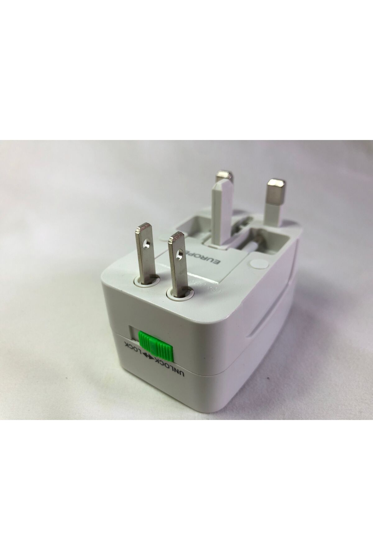 Seyahat Priz Adaptörü – Dünya Genelinde  Fiş Dönüştürücü