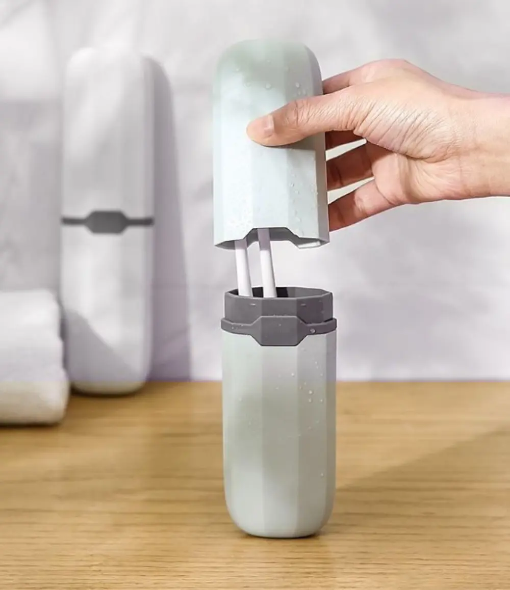 Seyahat Tipi Diş Fırçası ve Makyaj Fırçası Kabı 3 Renk