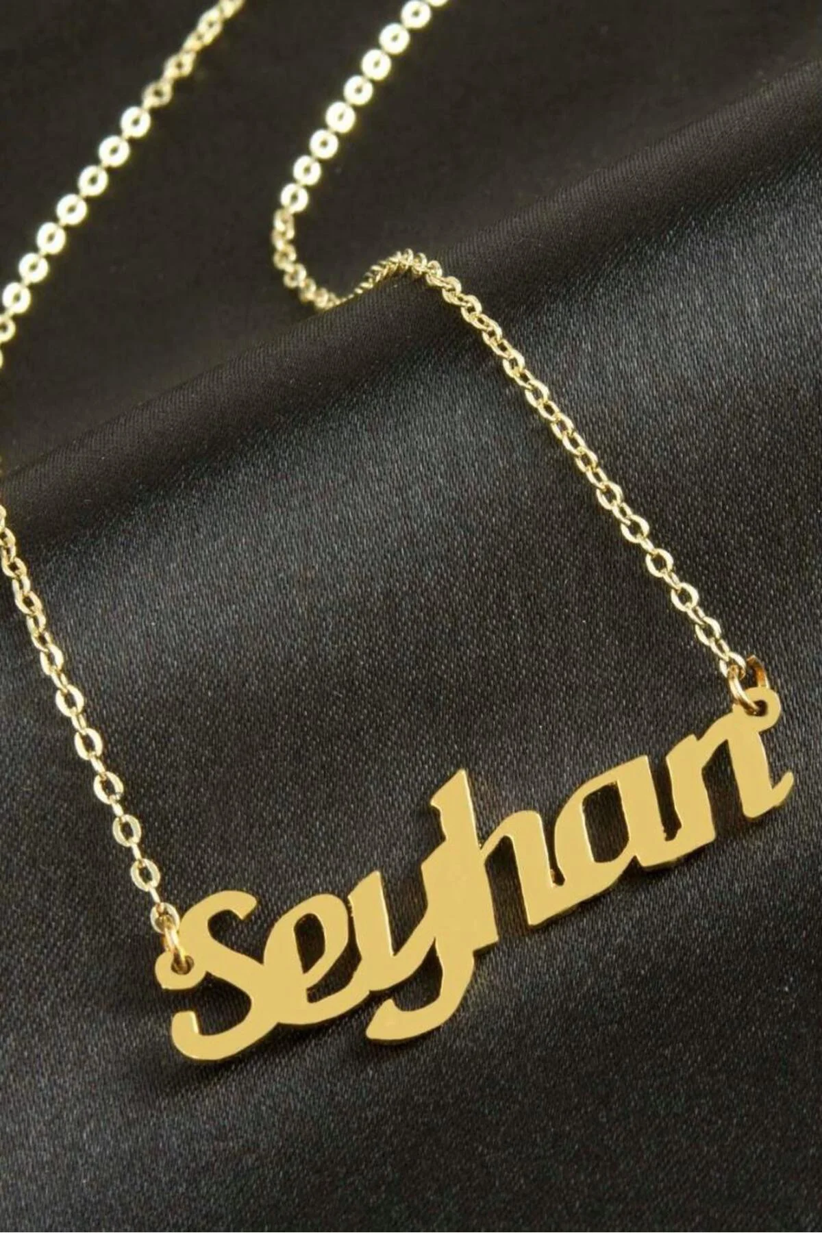 Seyhan Isimli Kolye (Kişiye Özel) Seyhan Isimli Kolye (Kişiye Özel)