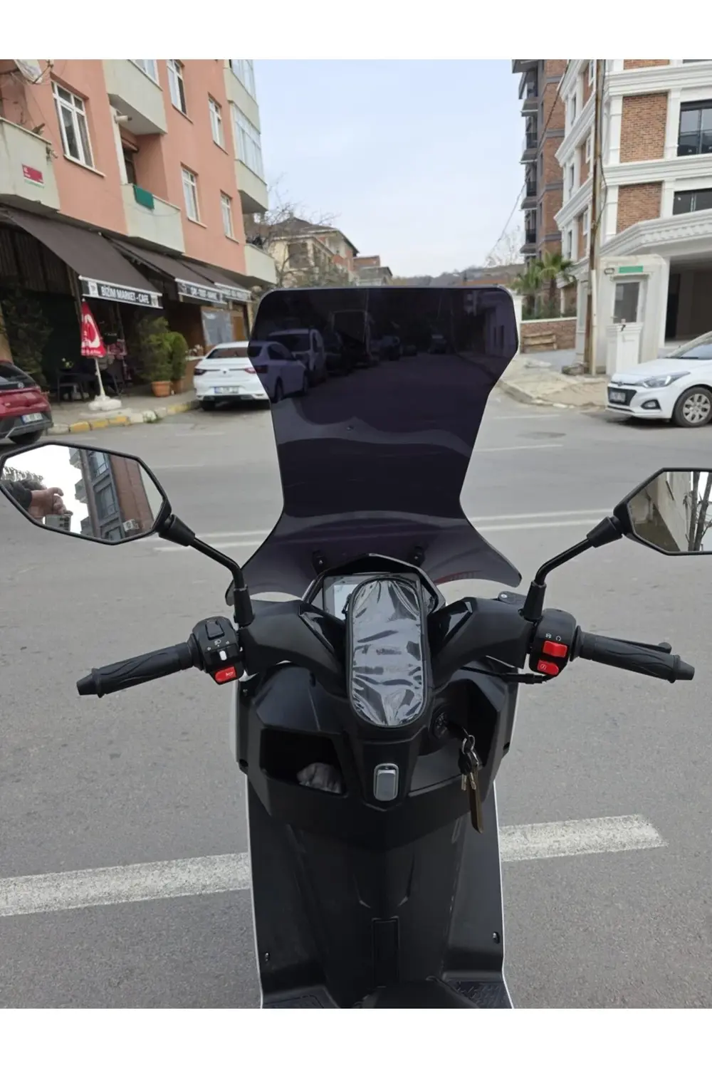 SFM Lahos Ön Cam 2024-2026 Model 78cm Siyah Renkli 4mm