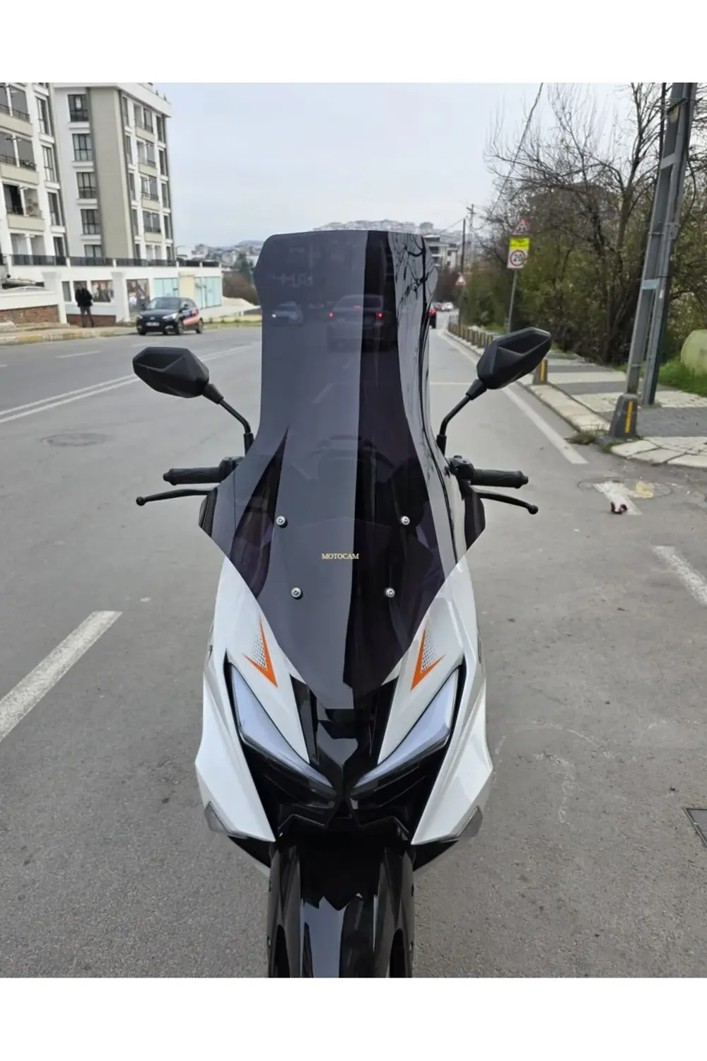 SFM Lahos Ön Cam 2024-2026 Model 78cm Siyah Renkli 4mm