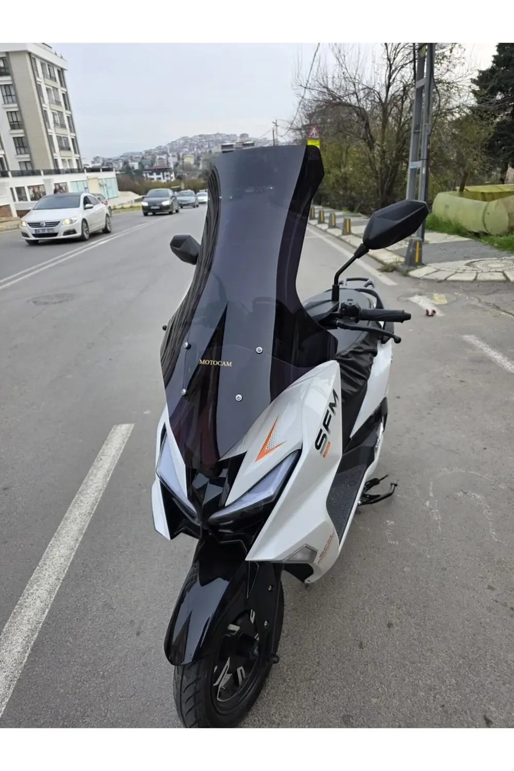 SFM Lahos Ön Cam 2024-2026 Model 78cm Siyah Renkli 4mm