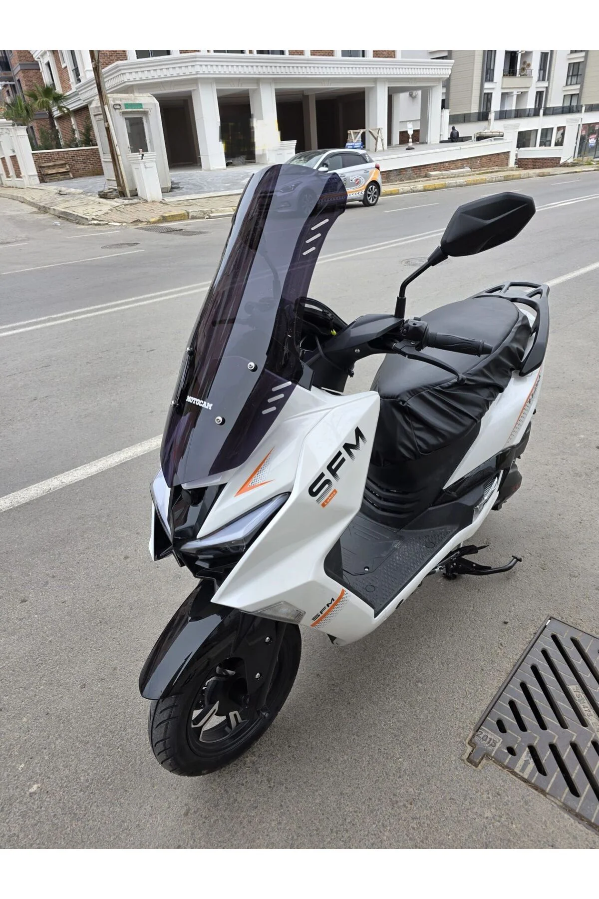 SFM Lahos Ön Cam 2024-2026 Model 75cm Siyah Renkli 4mm