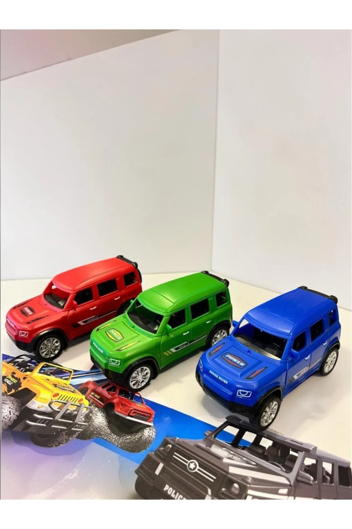 SH40932 SÜRTMELİ ARABA JİP PLASTİK