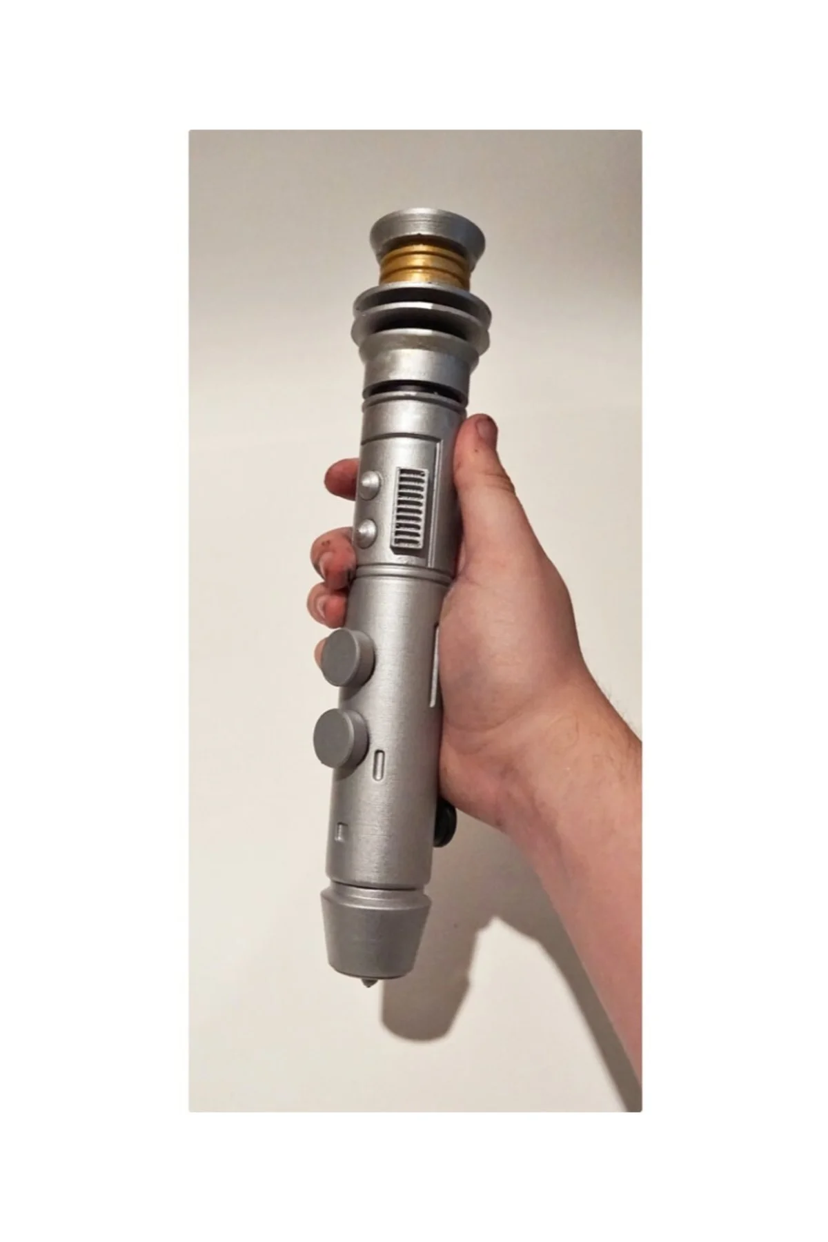 Shaak Tai'nin Işın Kılıcı Kabzası Star Wars (standlı)