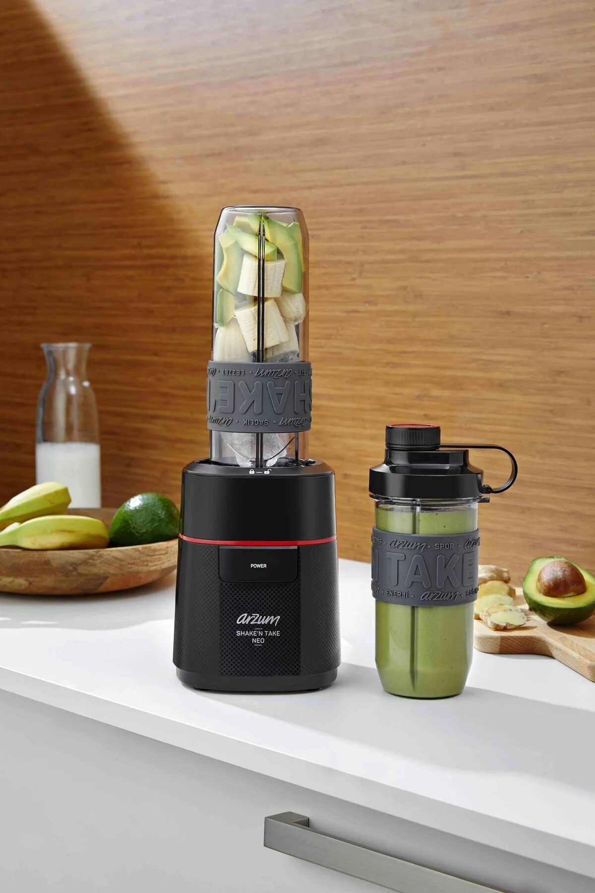 Shake'N Take Neo Kişisel Blender 570ml ve 400ml Şişe 500W Siyah -