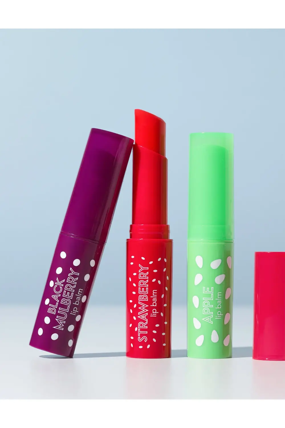 Shea Ve Kakao Yağı Içeren Renkli Dudak Nemlendiricisi (KARADUT) -