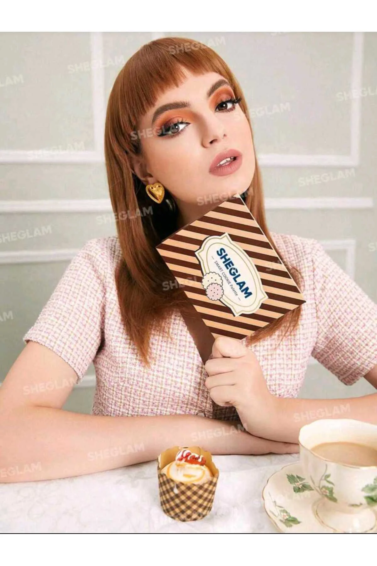 SHEGLAM Smart Cookie 12 Renkli Parıltılı Mat Göz Farı Paleti Kahv