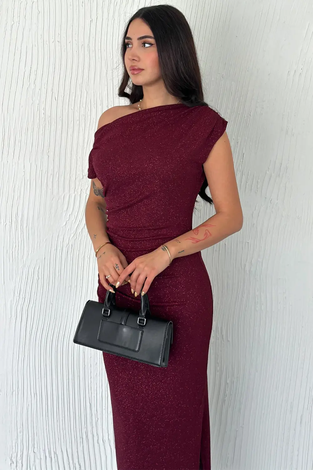 Fiolin Shining Asimetrik Omuz Yırtmaçlı Simli Elbise